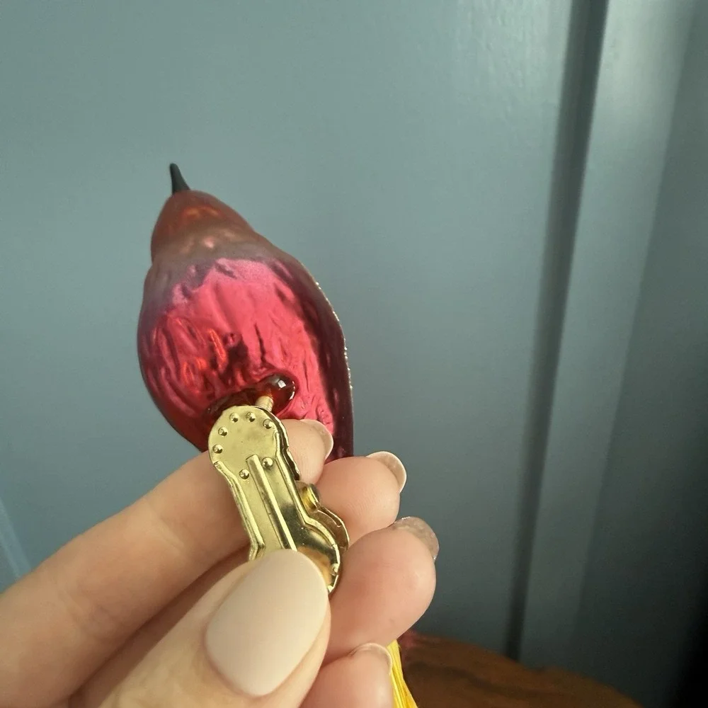 Vintage Glass Clip On Bird Ornaments 4‎ Cardinal Feather Tail Glitter German F/W